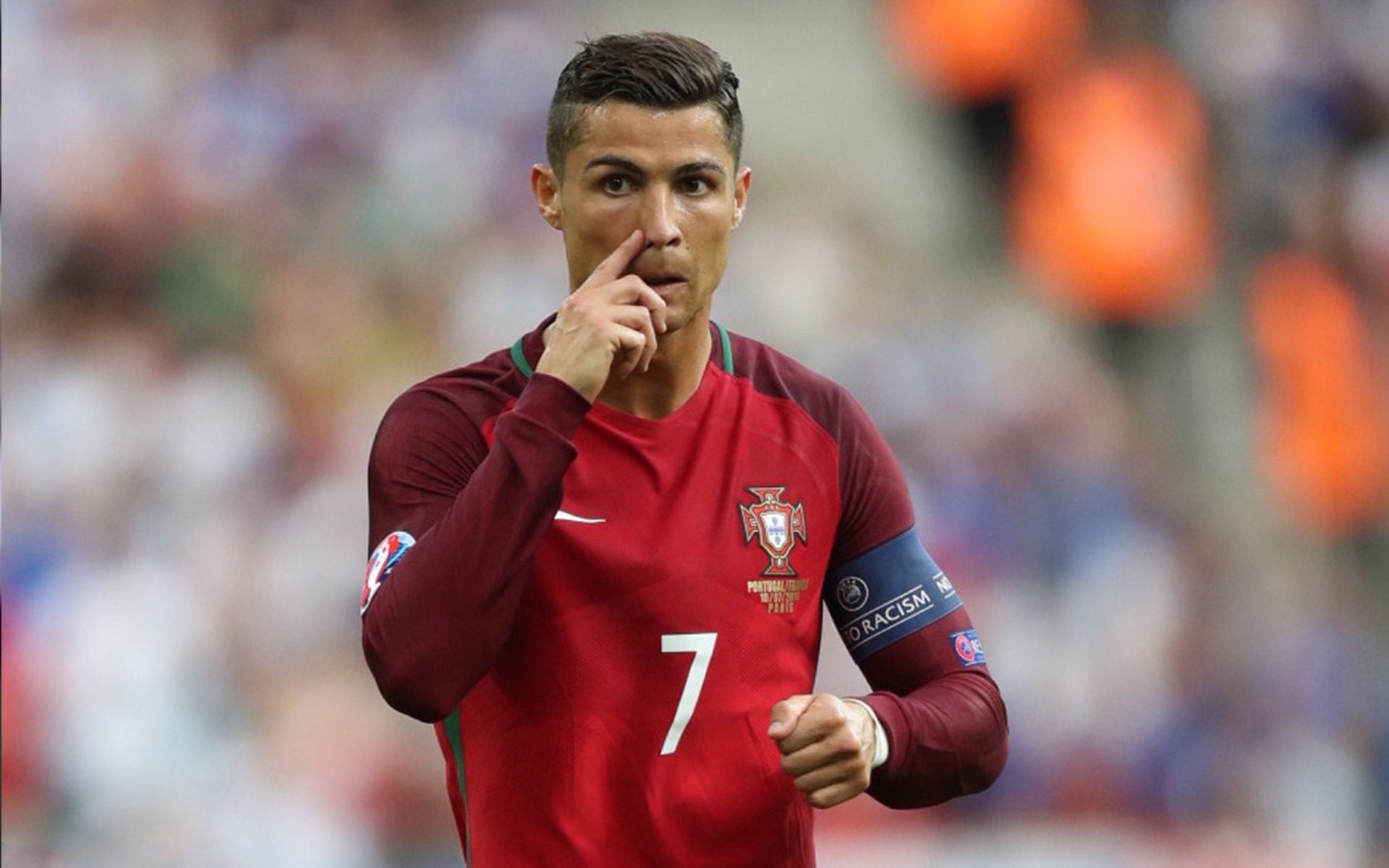 “尼古拉斯·桑特基的防守与进攻兼备,为阿根廷美洲狮队带来致命威胁”